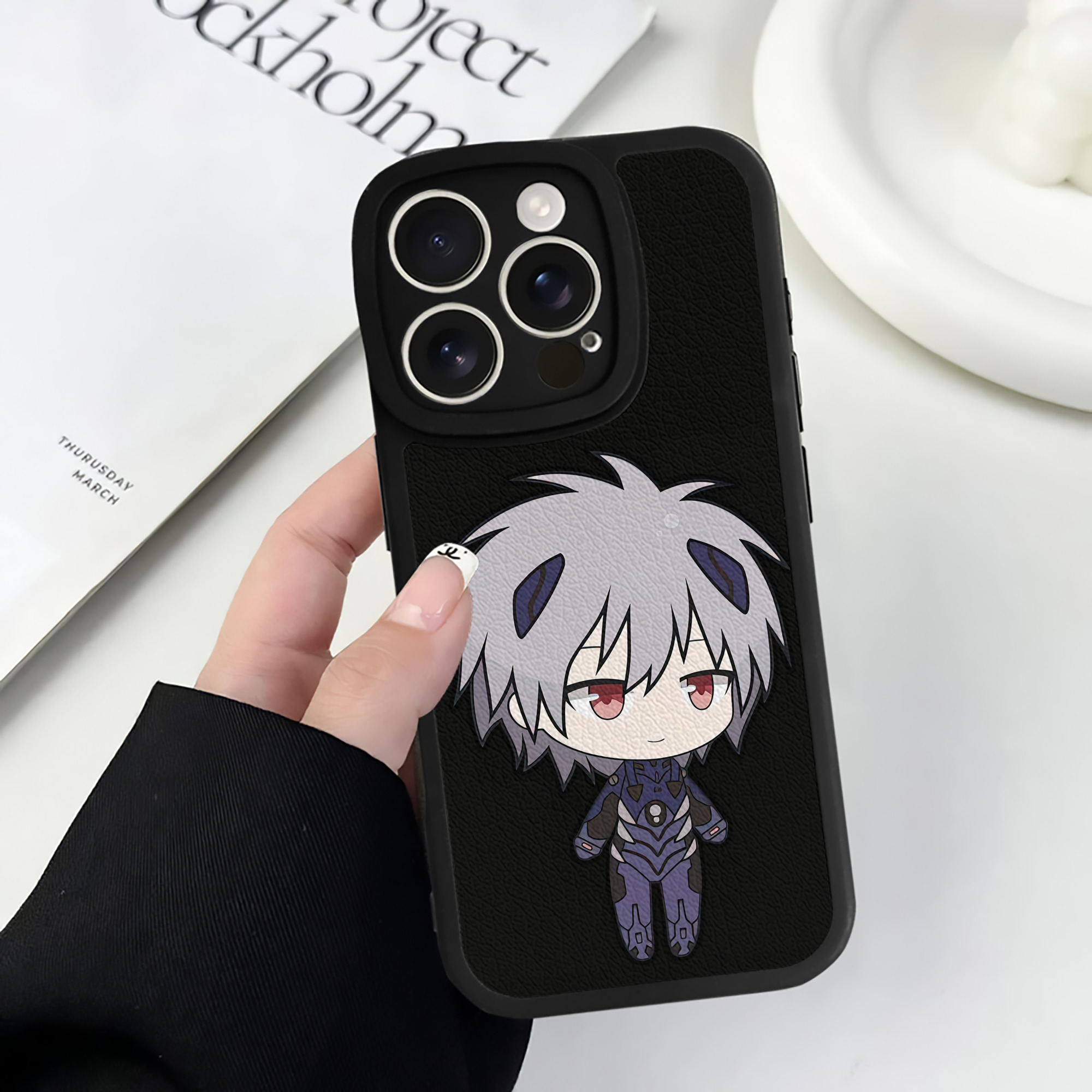 （画像用） EVA 新世紀エヴァンゲリオン 【iPhone 16シリーズ対応】シリコンスマホケース（レザー調） 材質：シリコン